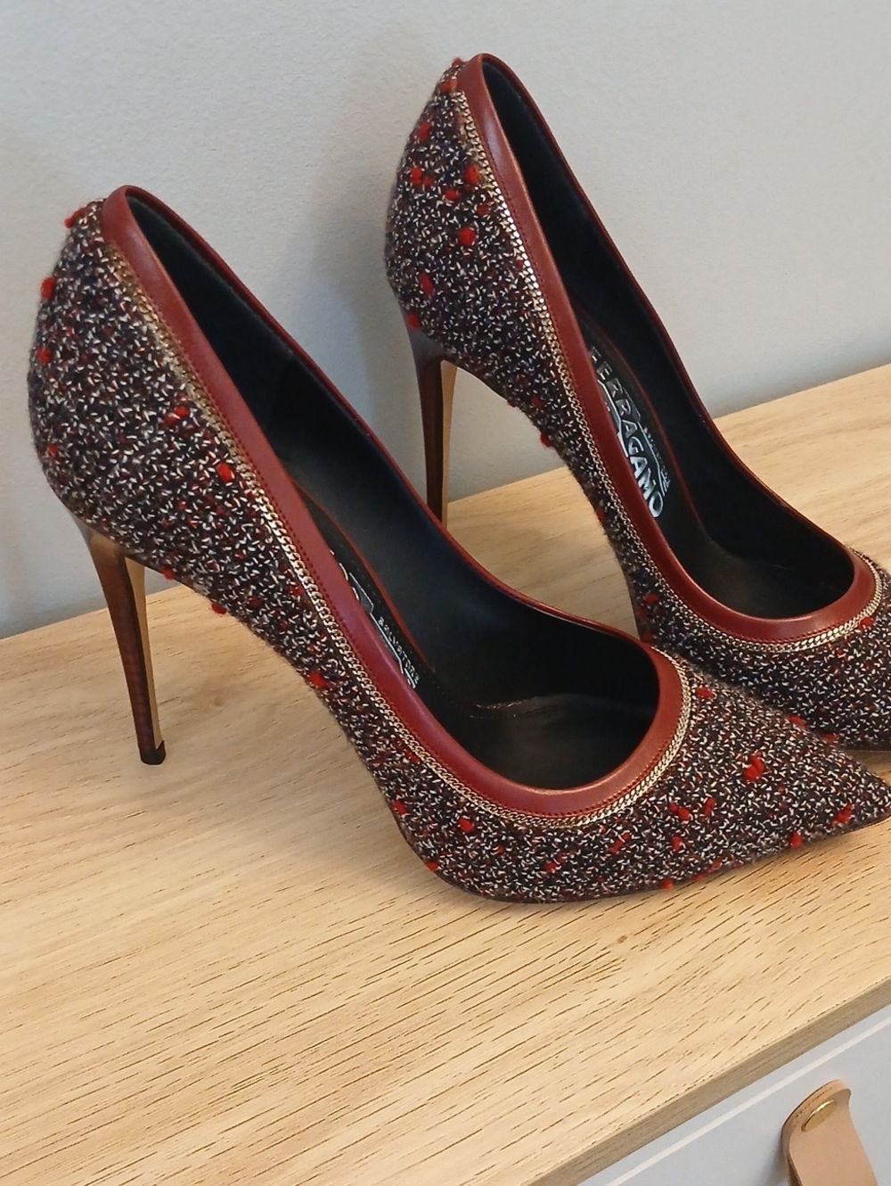 Fiore Salvatore Ferragamo Tweed Heels Size 7 ½ - Picture 2 of 5